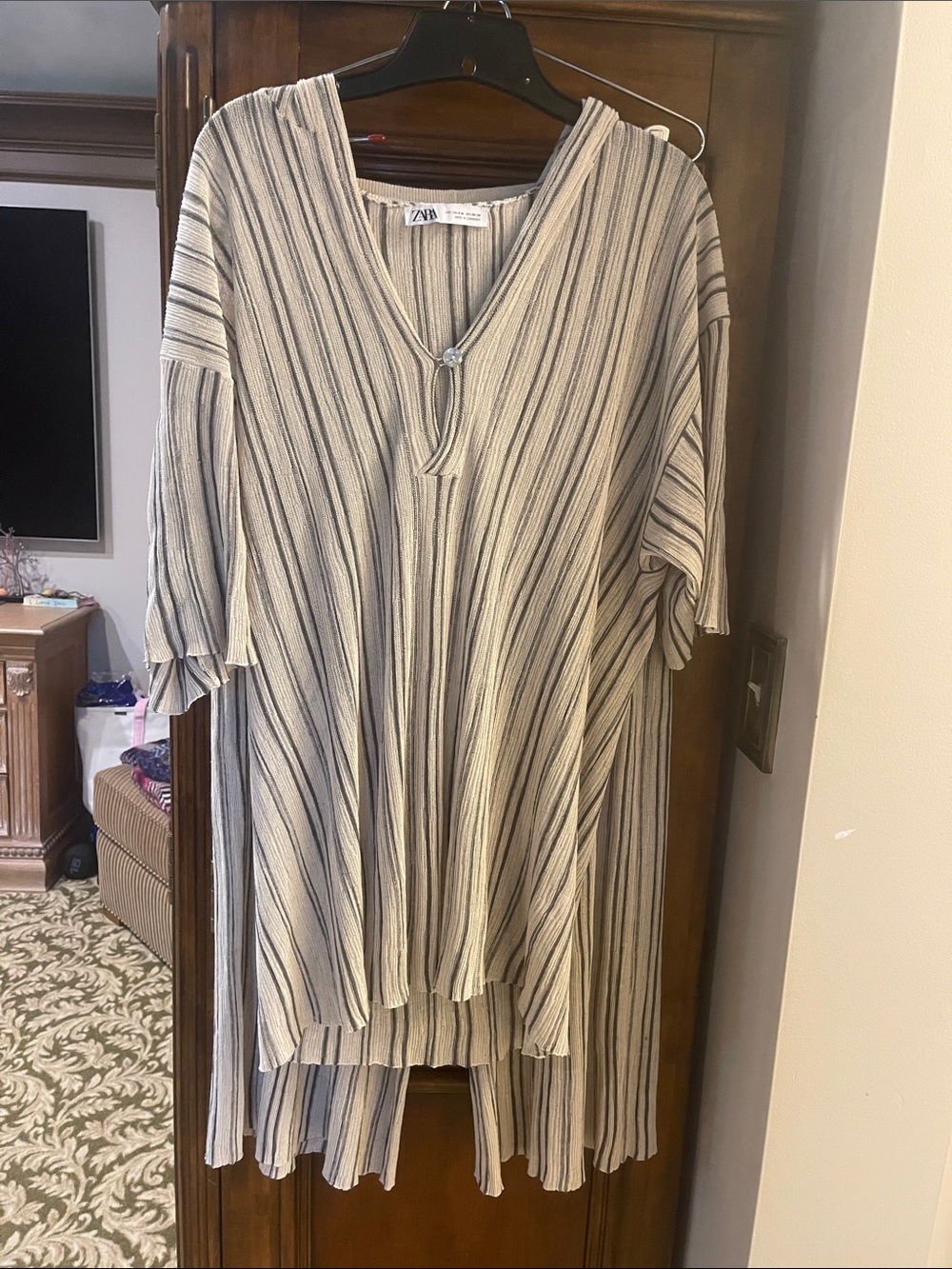 Zara Beige Striped Knit 2 Piece Set pants/ top medium worn once Vacation Vibes